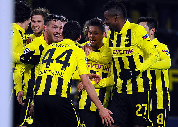 足球中并不 足球中并不