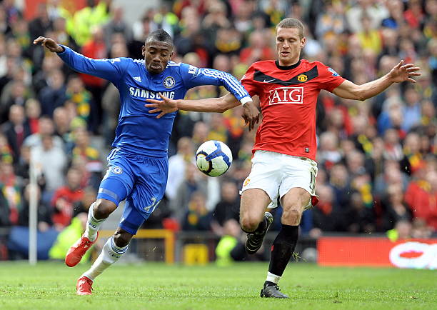 背后的争议 背后的争议