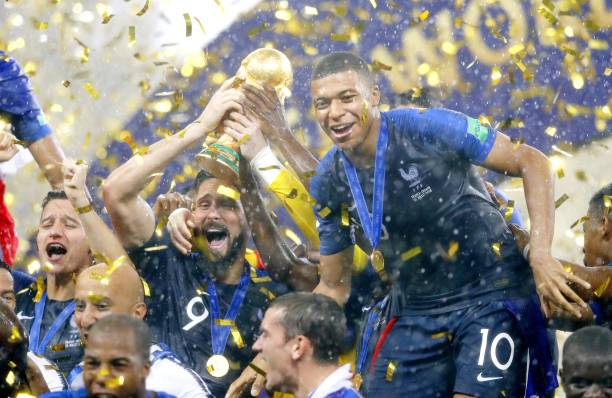 在当前竞争 在当前竞争