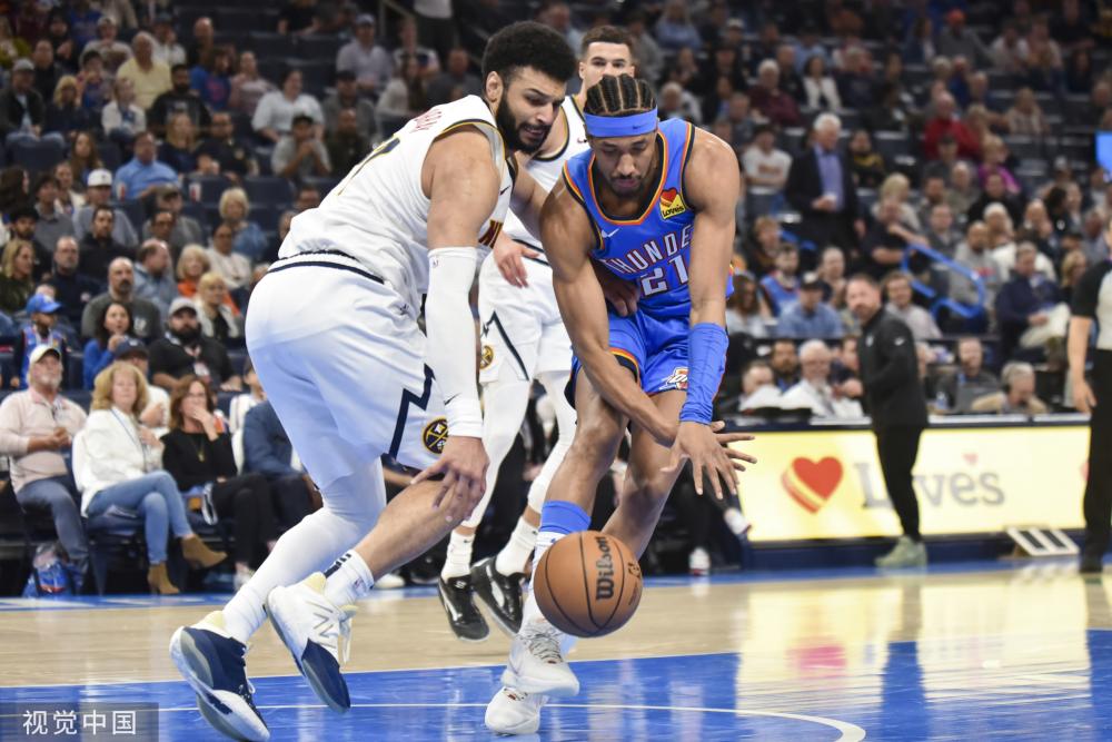 占满两个更 占满两个更